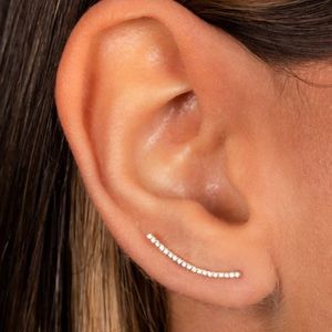 14k gold Diamond right ear climber/crawler earring